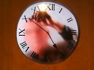 Bizarre_digital_clock.jpg