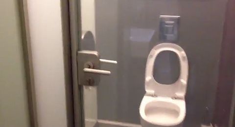 Hi_tech_WC_Transparent_doors.jpg