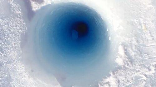 The_sounds_of_an_Antarctic_glacier.jpg