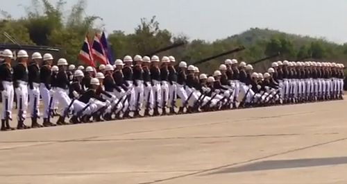 domino_parade.jpg