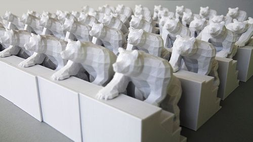 bears_on_stair_02.jpg