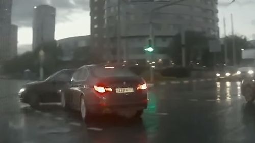 a_ghost_car.jpg