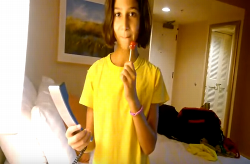 little_girl_cant_hang_up_phone.png