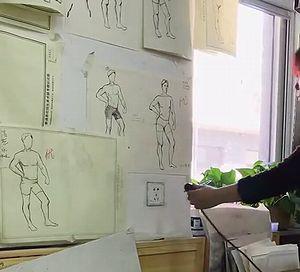 Fun_in_drawing_class.jpg