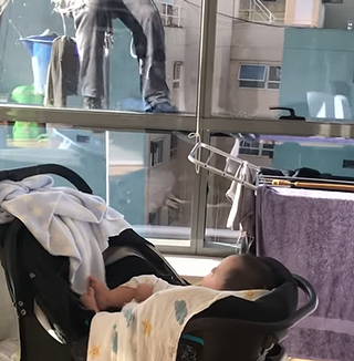 BabyReactstoWindowCleaner.png